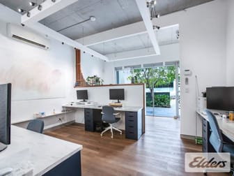 7/11 Wambool Street Bulimba QLD 4171 - Image 3