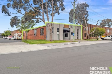 16 Taunton Drive Cheltenham VIC 3192 - Image 2