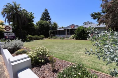 Suite 4/136-140 Russell Street Toowoomba City QLD 4350 - Image 2