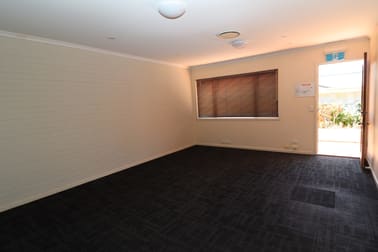 Suite 4/136-140 Russell Street Toowoomba City QLD 4350 - Image 1
