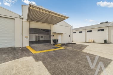 3/4 Young Street East Maitland NSW 2323 - Image 2