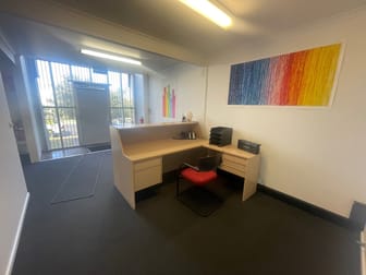 2/6 Viewtech Place Rowville VIC 3178 - Image 2