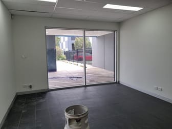 2/3 Walhalla Way Ravenhall VIC 3023 - Image 3