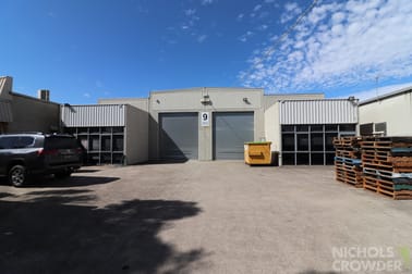 9 Aster Avenue Carrum Downs VIC 3201 - Image 1