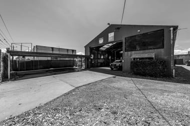 320-322 Kororoit Creek Road Williamstown North VIC 3016 - Image 1
