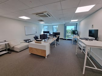 Click to view all images 2A/235 Varsity Parade Varsity Lakes QLD 4227 - Image 3