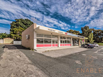 8 Harrison Street Willagee WA 6156 - Image 2