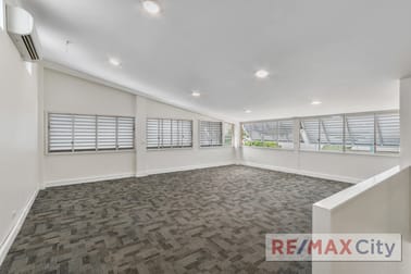 2/61 Hardgrave Road West End QLD 4101 - Image 3