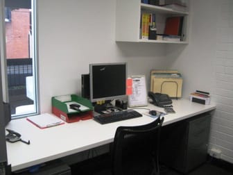 Suite 15/220 Boundary Street Spring Hill QLD 4000 - Image 2