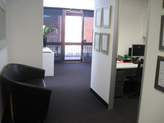 Suite 15/220 Boundary Street Spring Hill QLD 4000 - Image 3