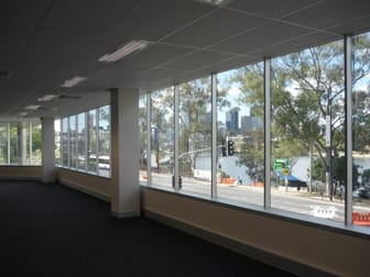 1/189 Coronation Drive Milton QLD 4064 - Image 3