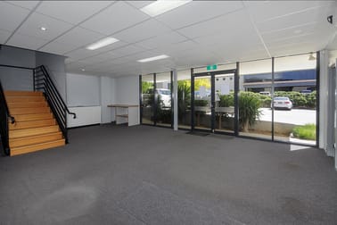 2/114-118 Merrindale Drive Kilsyth VIC 3137 - Image 3