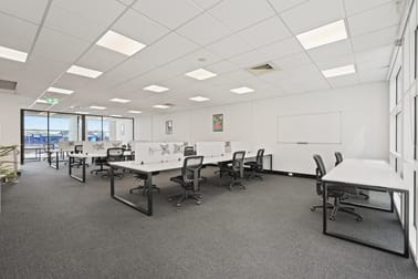 10/75 Lorimer Street Port Melbourne VIC 3207 - Image 3
