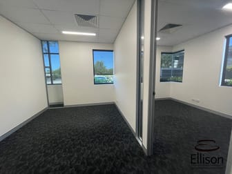 Click to view all images 6GB/2728 Logan Road Eight Mile Plains QLD 4113 - Image 3