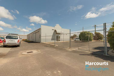 1/11 Harries Way Pinjarra WA 6208 - Image 2