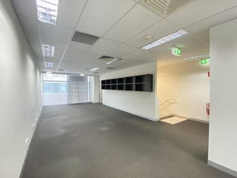 12-484 Graham Street Port Melbourne VIC 3207 - Image 3