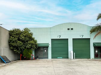 2/7 Rutherford Road Seaford VIC 3198 - Image 1