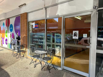 2/131 Bay Terrace Wynnum QLD 4178 - Image 1