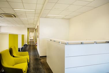 Click to view all images 1 Cameron Avenue Gilles Plains SA 5086 - Image 3