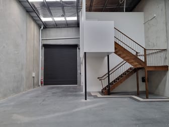 4/12 Macquarie Drive Thomastown VIC 3074 - Image 2