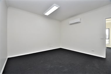2/4 Wellsford Drive East Bendigo VIC 3550 - Image 3