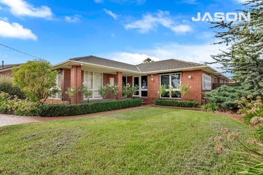 240 Mickleham Road Gladstone Park VIC 3043 - Image 2