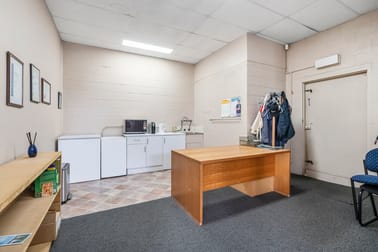 1/3 Dowsett Street South Geelong VIC 3220 - Image 2