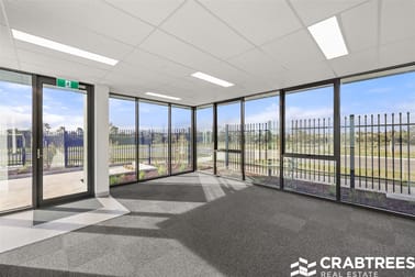 63 Fergus Lane Cranbourne West VIC 3977 - Image 3