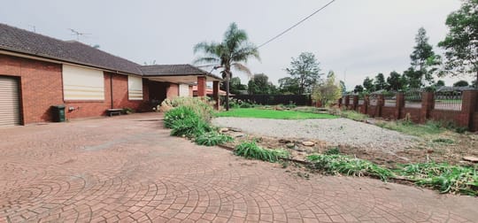 699 Sayers Road Truganina VIC 3029 - Image 2