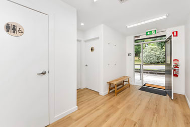 Click to view all images SINGLE OFFICES/26 Hack Street Mount Barker SA 5251 - Image 2