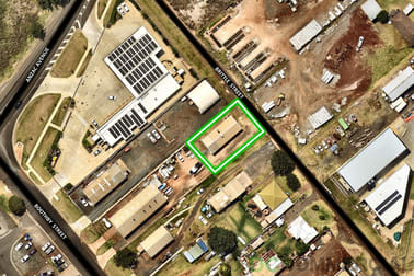 2/25 Boothby Street Drayton QLD 4350 - Image 2
