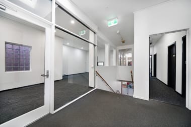 1/171 Acland Street St Kilda VIC 3182 - Image 2