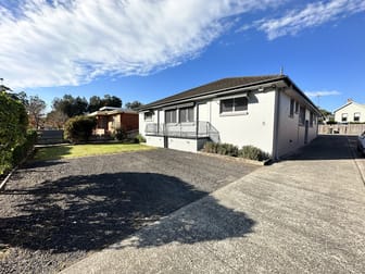 Suites 1-4/8 McGrath Avenue Nowra NSW 2541 - Image 1