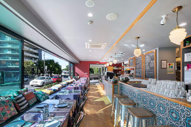 18A Thorn Street Kangaroo Point QLD 4169 - Image 2