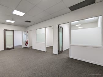 2/5 Mill Street Toowoomba City QLD 4350 - Image 2