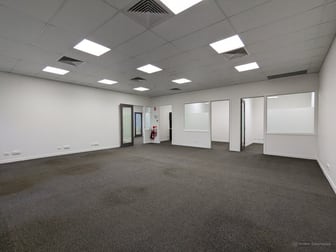 2/5 Mill Street Toowoomba City QLD 4350 - Image 3