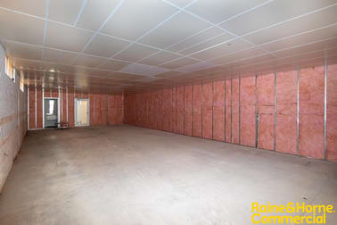 2/11 Berry Street Wagga Wagga NSW 2650 - Image 2