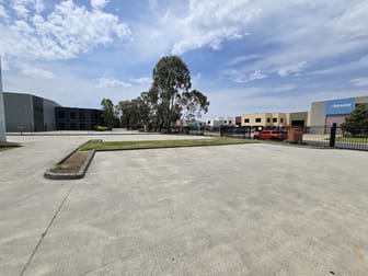55 Licola Crescent Dandenong South VIC 3175 - Image 2