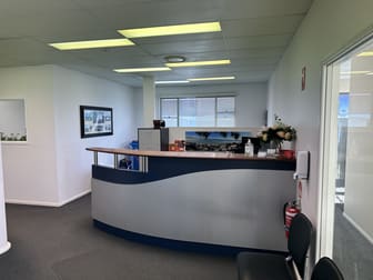 2/30 Maud Street Maroochydore QLD 4558 - Image 2