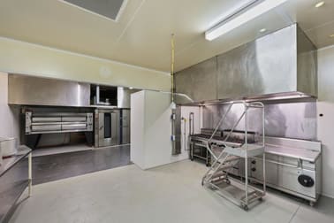 Unit 2, 68 Chifley Drive Preston VIC 3072 - Image 3