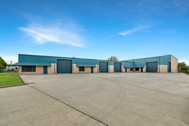 Units 1 - 4/102 Racecourse Road Rutherford NSW 2320 - Image 2