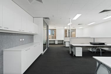 8/30 Currie Street Adelaide SA 5000 - Image 3
