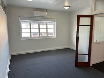 Suite 2/123 Bay Terrace Wynnum QLD 4178 - Image 3