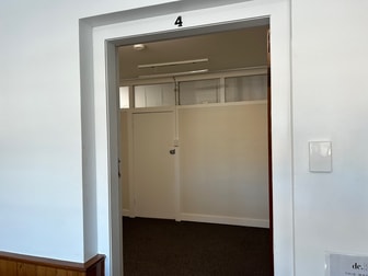 Suite 4/123 Bay Terrace Wynnum QLD 4178 - Image 3