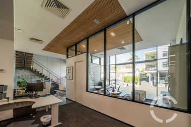 Whole Office/2 Heaslop Street Woolloongabba QLD 4102 - Image 2