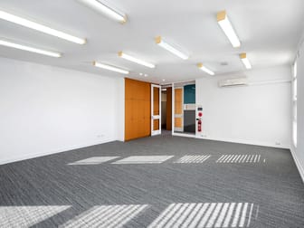 7/152 High Street Fremantle WA 6160 - Image 2