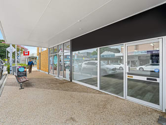 2/138 Bay Terrrace Wynnum QLD 4178 - Image 3