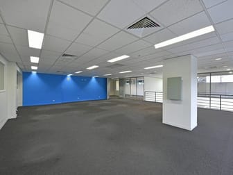 152 Highbury Road Burwood VIC 3125 - Image 2