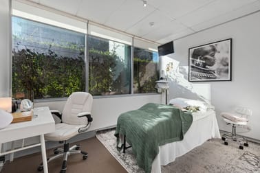 4106/834 Pittwater Road Dee Why NSW 2099 - Image 2