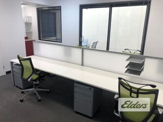 4/76 Doggett Street Newstead QLD 4006 - Image 2